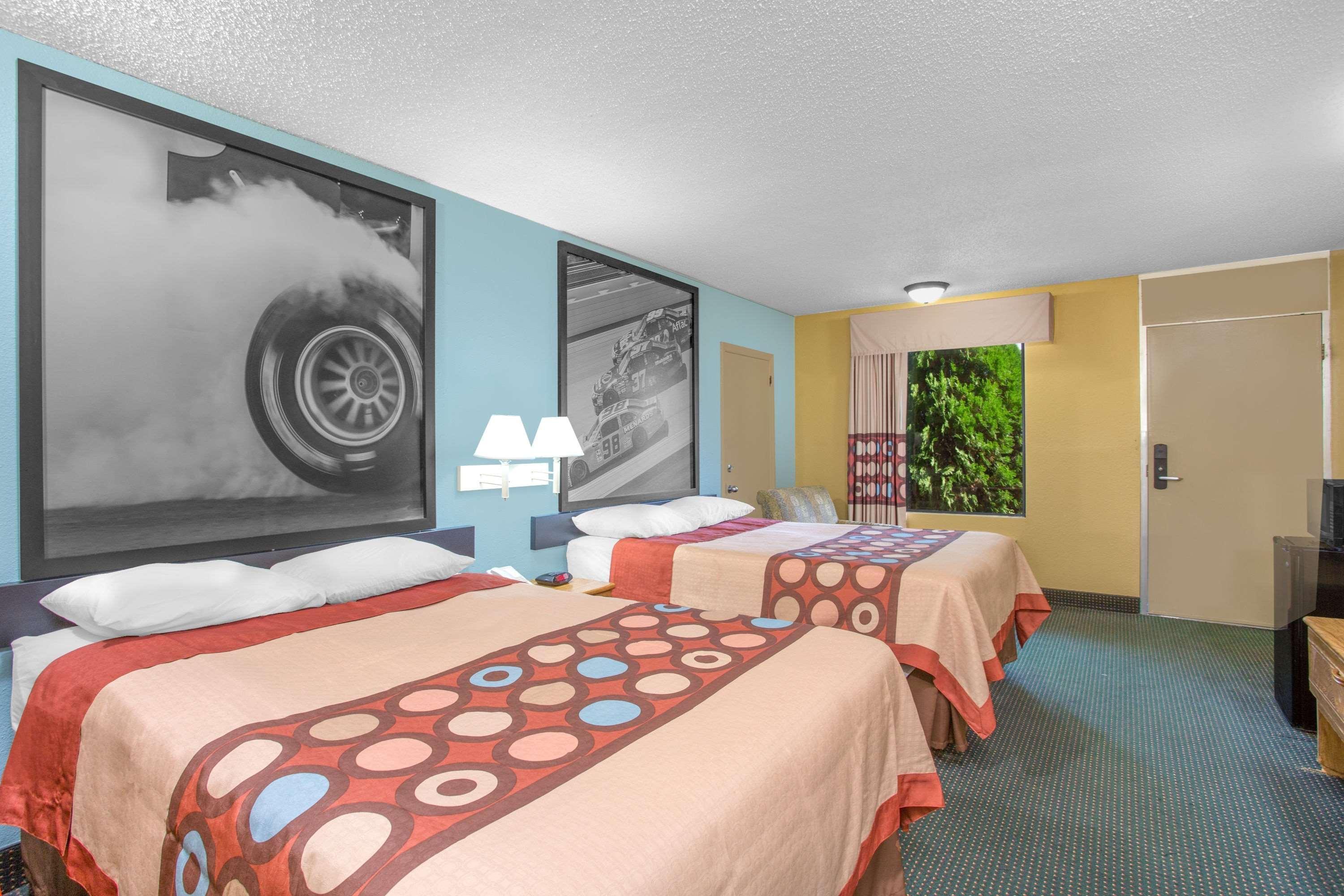Super 8 By Wyndham Dunn Motel Exterior foto